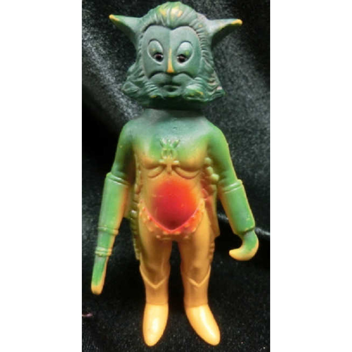 Bullmark mini size Soft Vinyl Alien Magma (yellow molding)