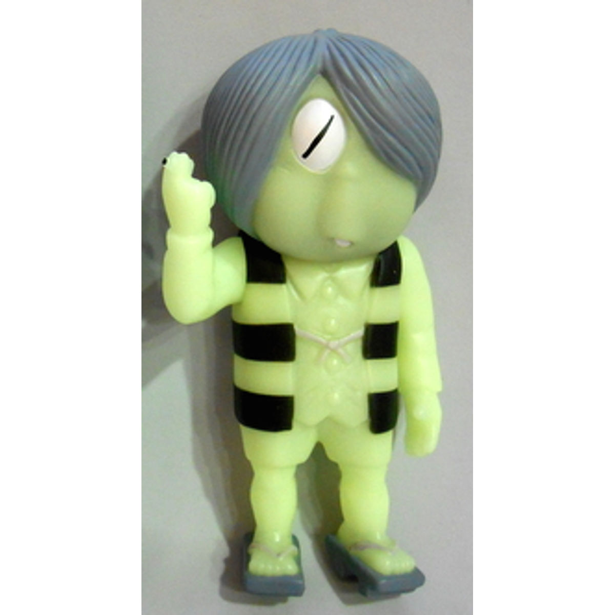 Sangattsu Honpo Mizuki Shigeru Soft Retsuden [ Kitaro - Gegege Hen ( phosphorescent molding) " dose in tobacco Ver." ]