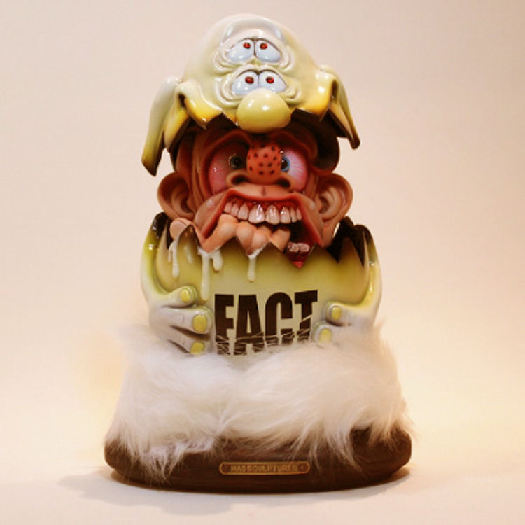 STRANGEEGG by Ware Mad Sculptures