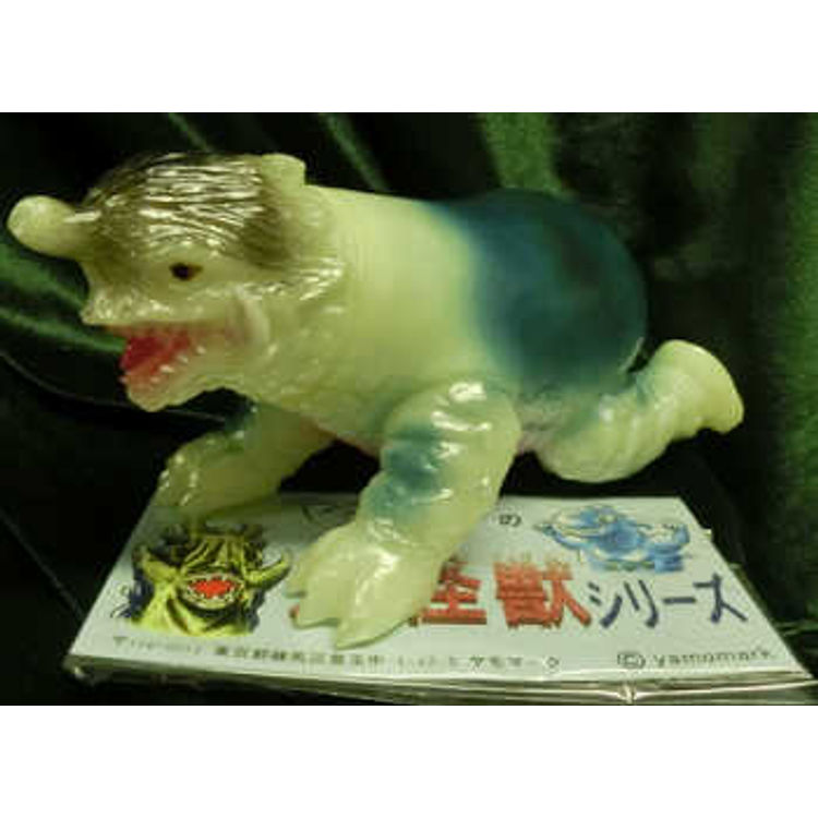Yamomaku Large Monsters Series Nasura second generation (phosphorescent molding) by Yamomark