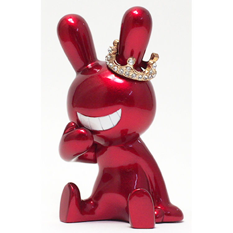 BLACK RABBiT Sitting + crown Candy Red by Tadayuki Iwa (Black Rabbit)