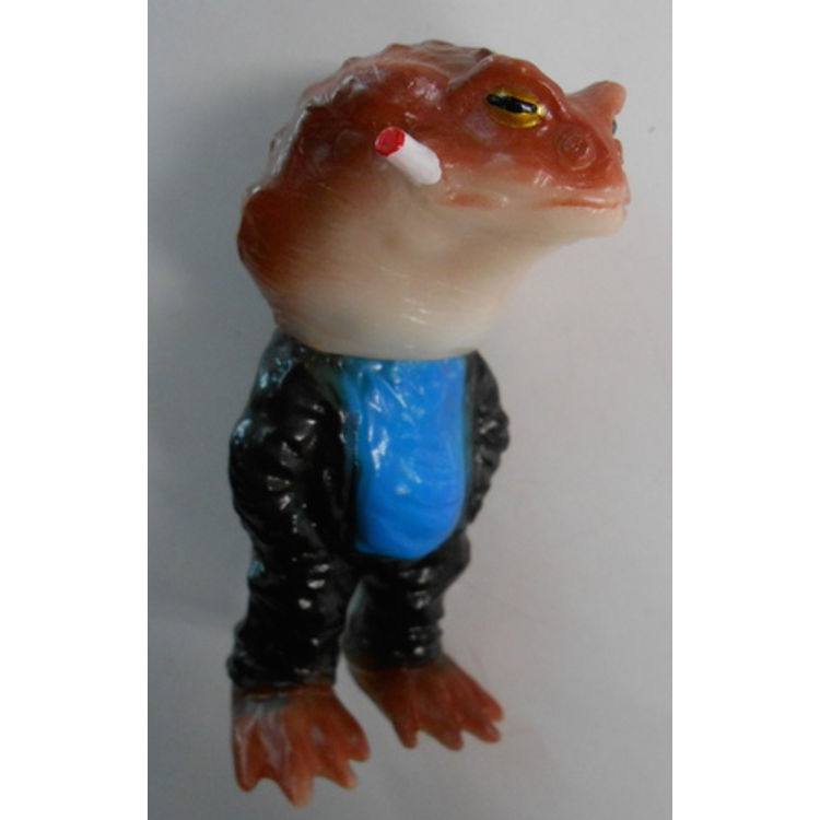 Yamomaku [ frog Bancho / white molding / blue shirt ] by Yamomark