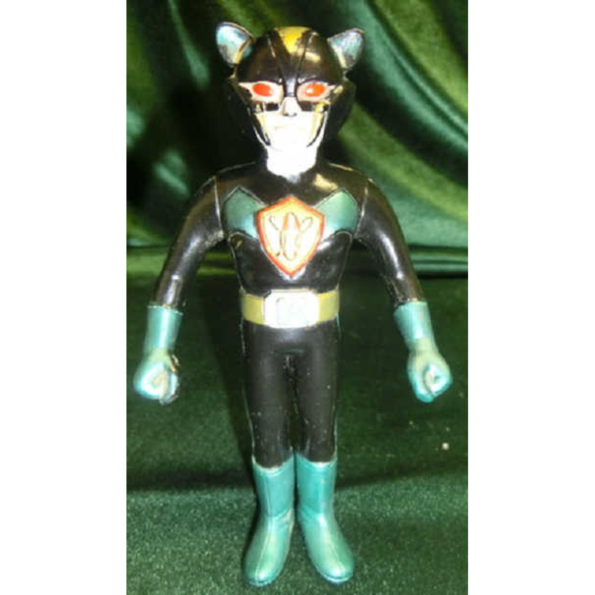 Poppy Battle Fever J Battle Kenya