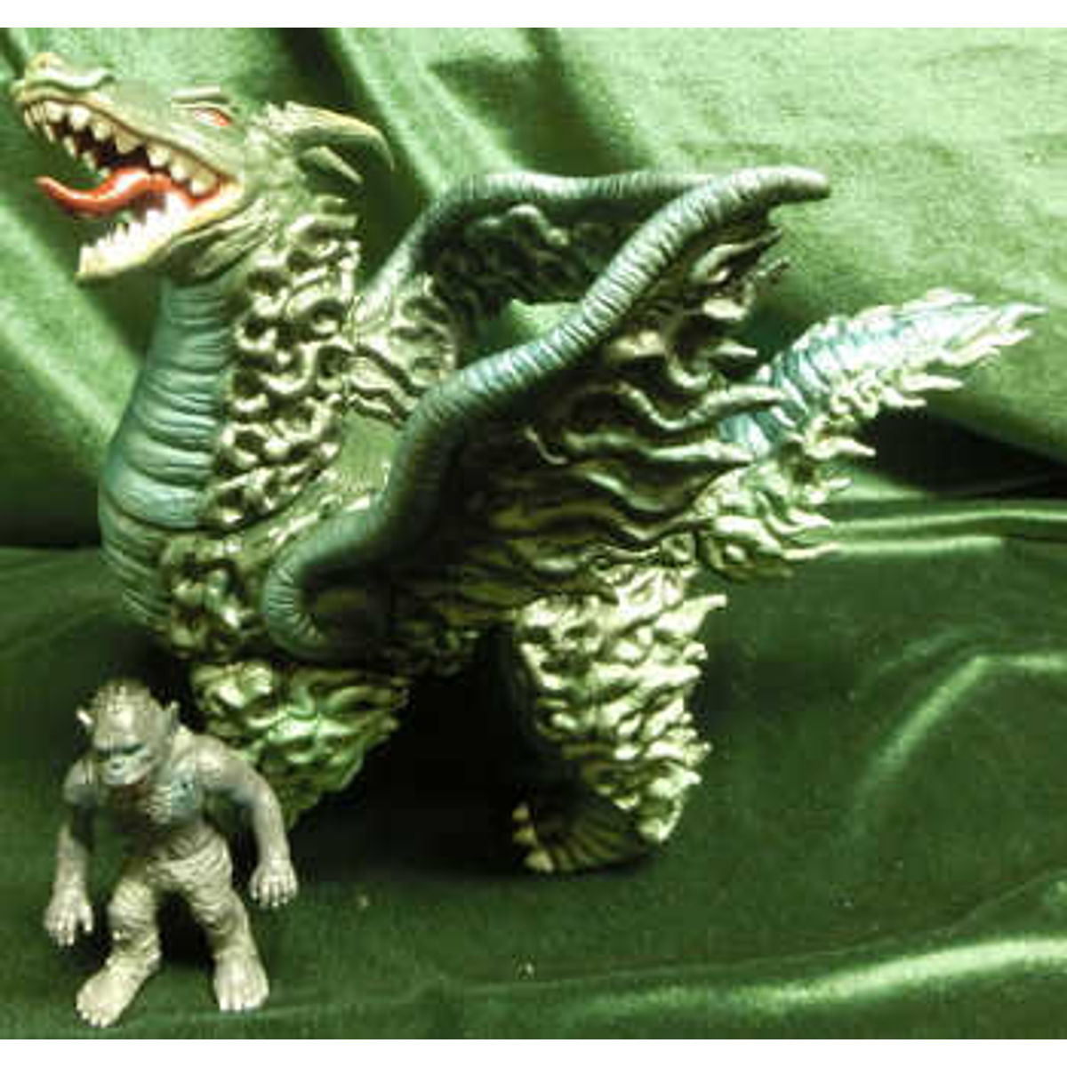 Art Storm / Fewture Models Umezu Kazuo version Ultraman soft vinyl figure [Dodongo and mummy human (event venue only)]