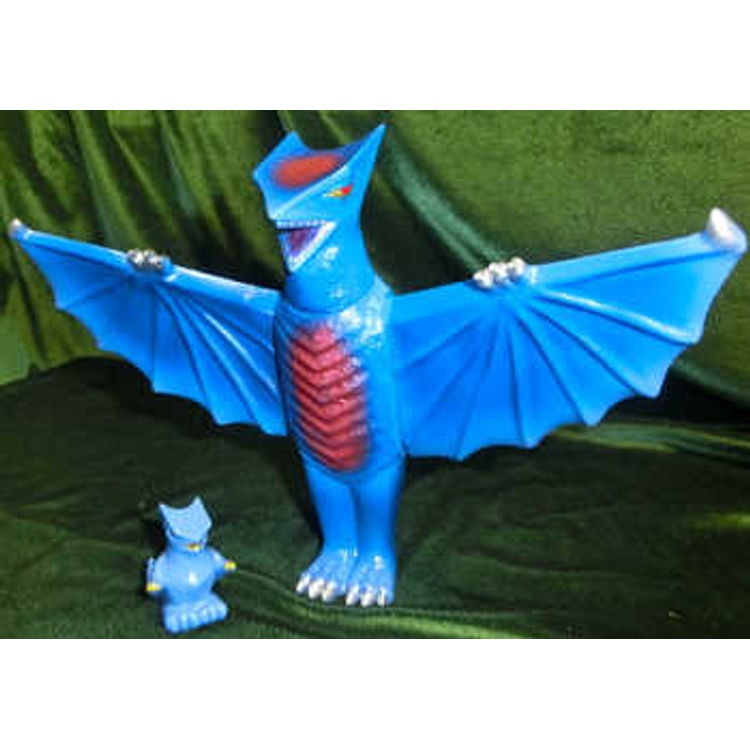 Mamitto Gamera Gyaos (with blue molding / puppet) by Marmit (Kazumitsu Akamatsu)