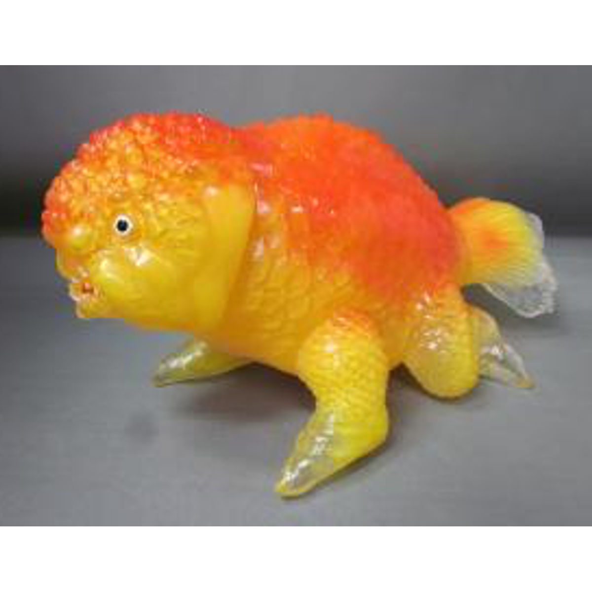 Goldfish Zaurus standard size clear yellow