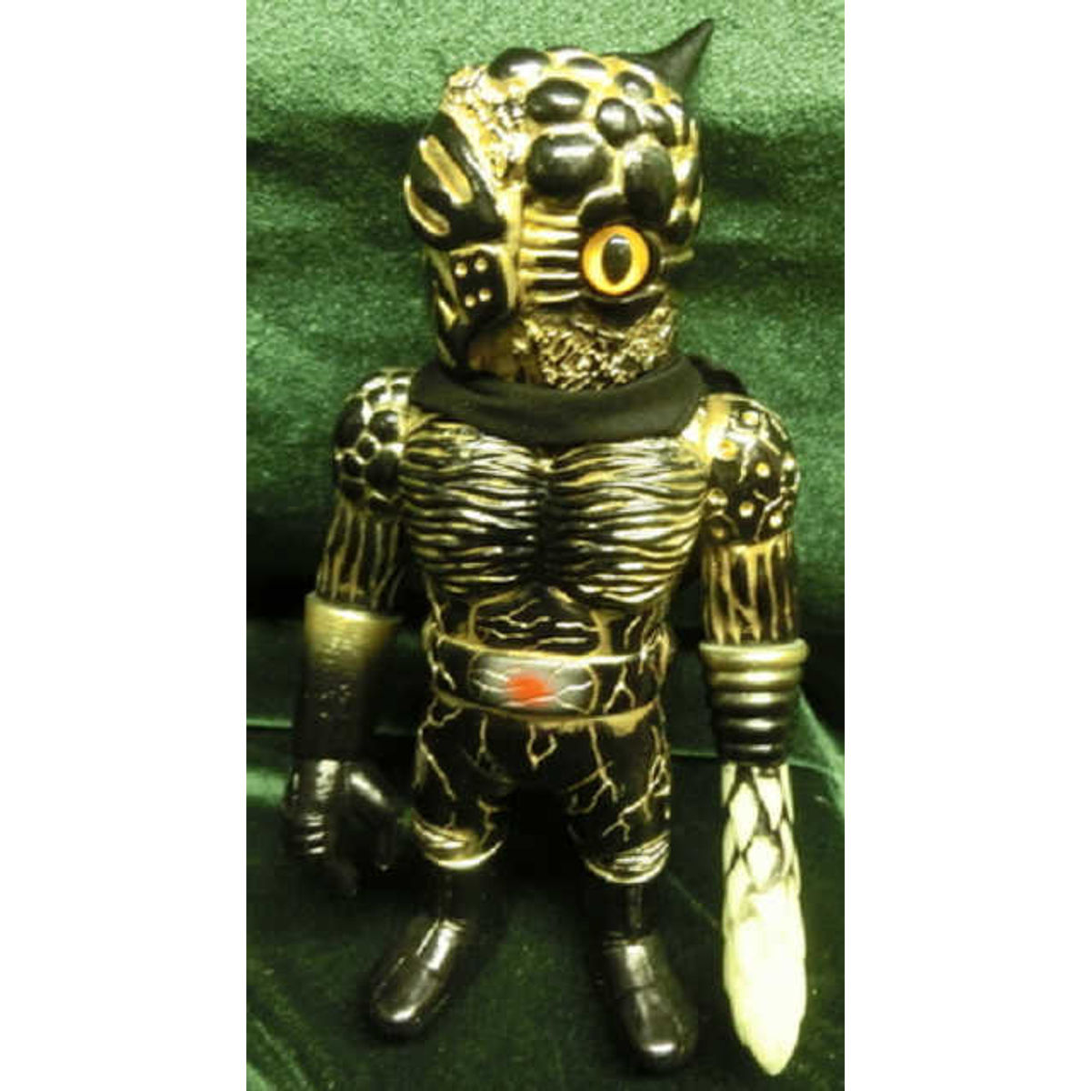 Kaosuman No. 1 (black molding / gold paint / arm / demon Osu / phosphorescent molding)