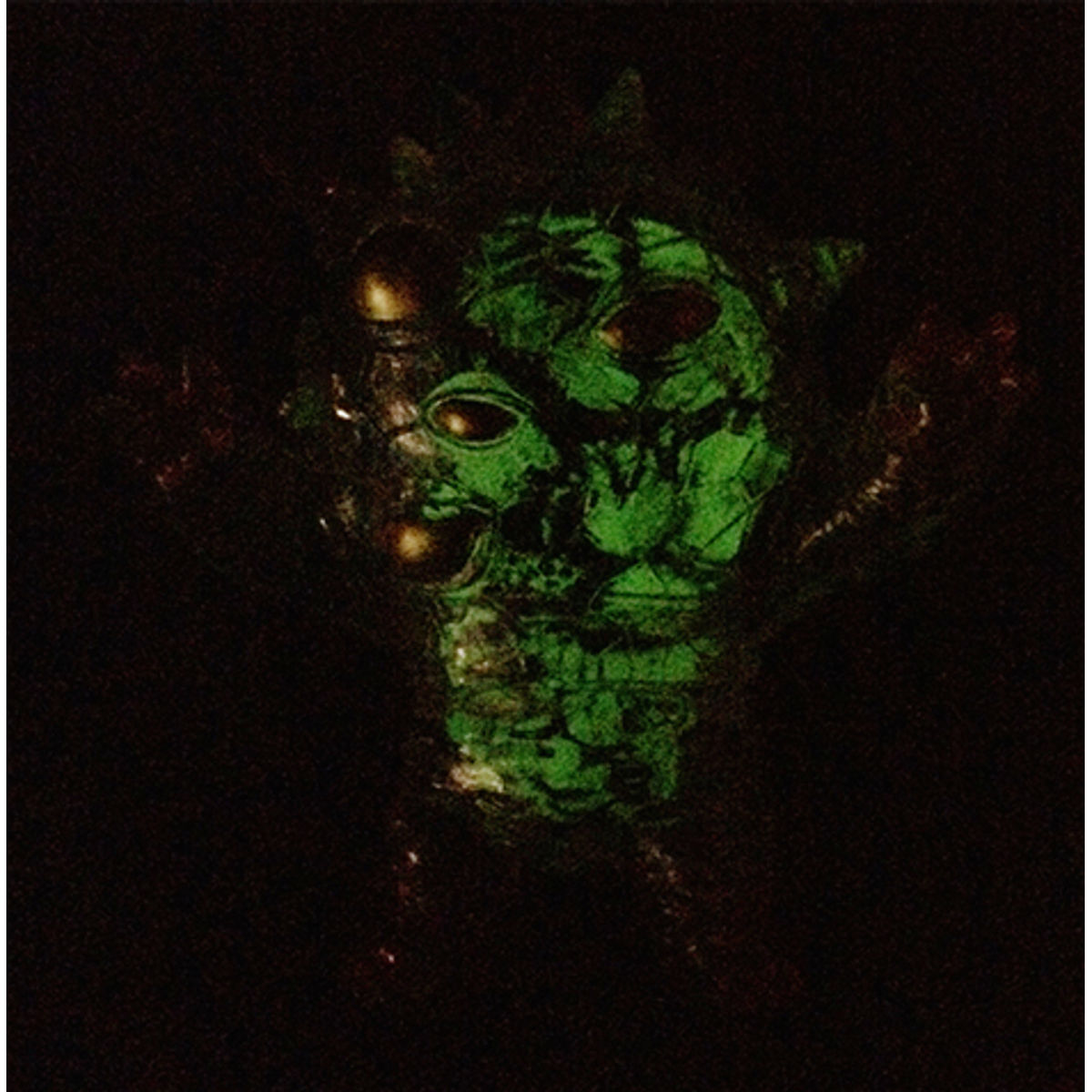 MINI KAIJU EYEZON WITH GLOW GUTS