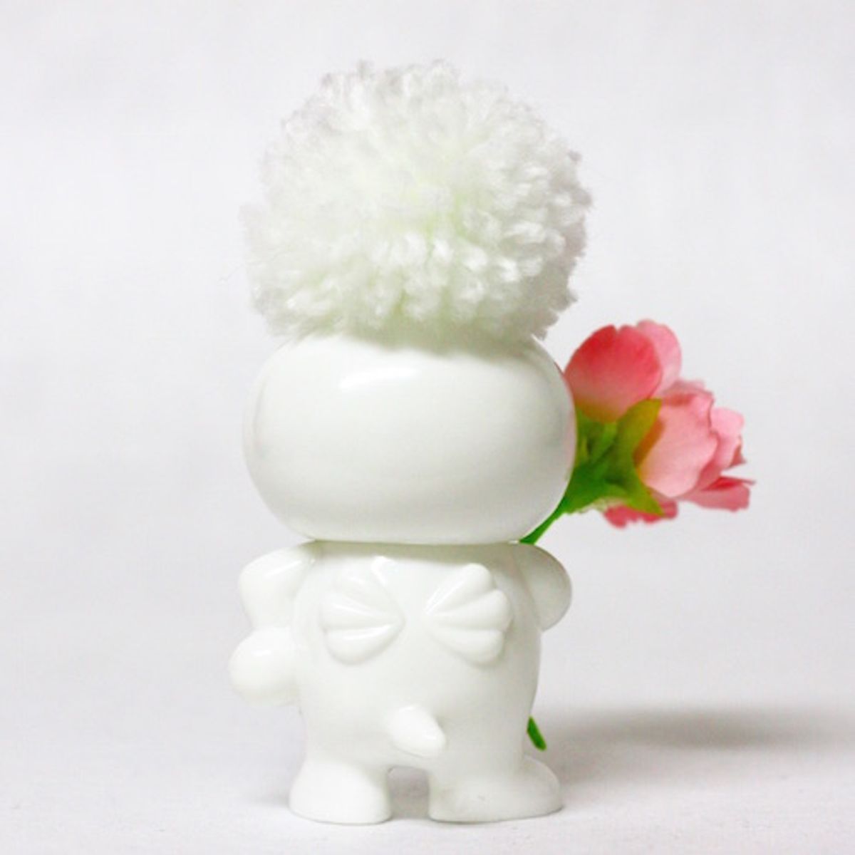 Wow chan white that has carried the spring
