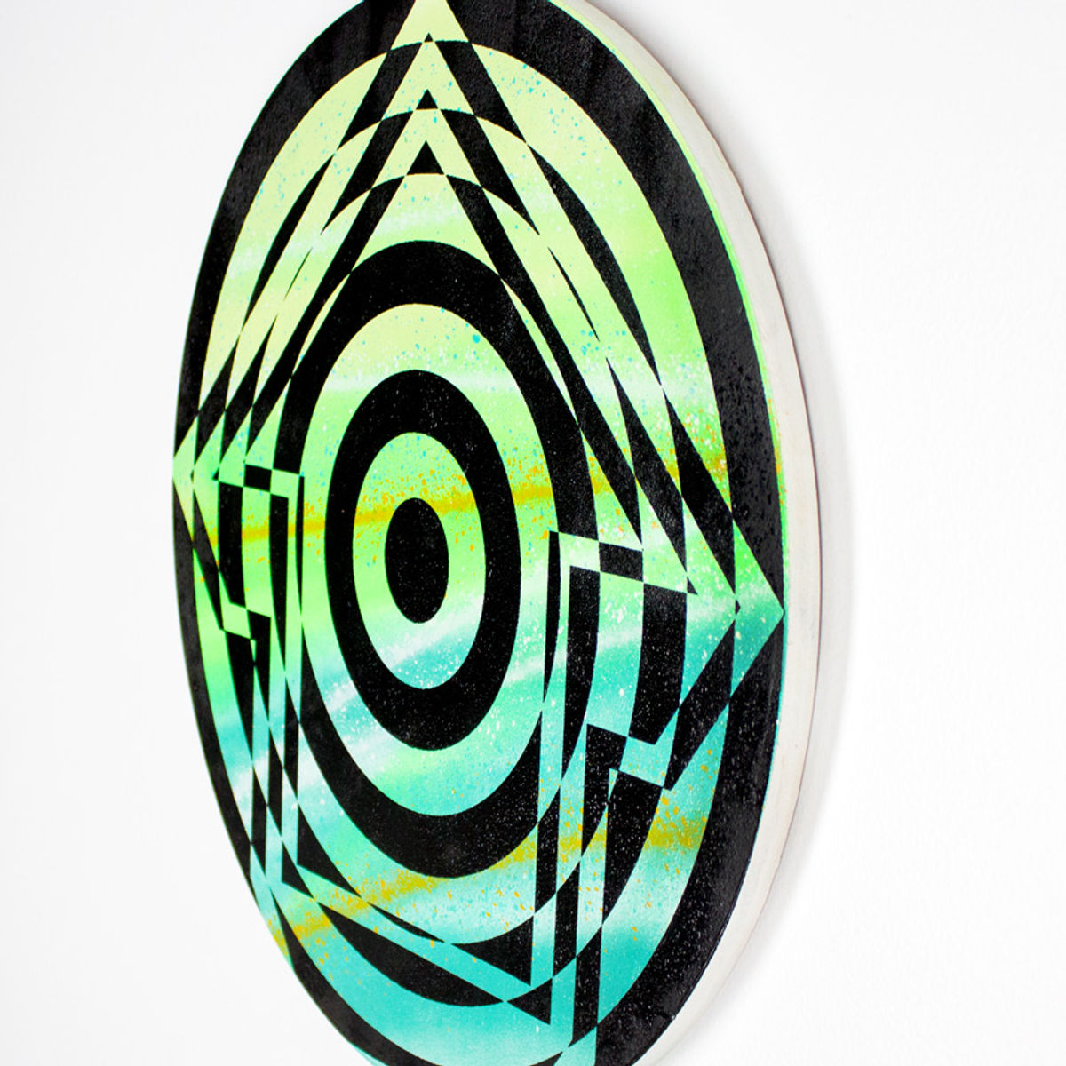 Psychedelic Bullseye 02
