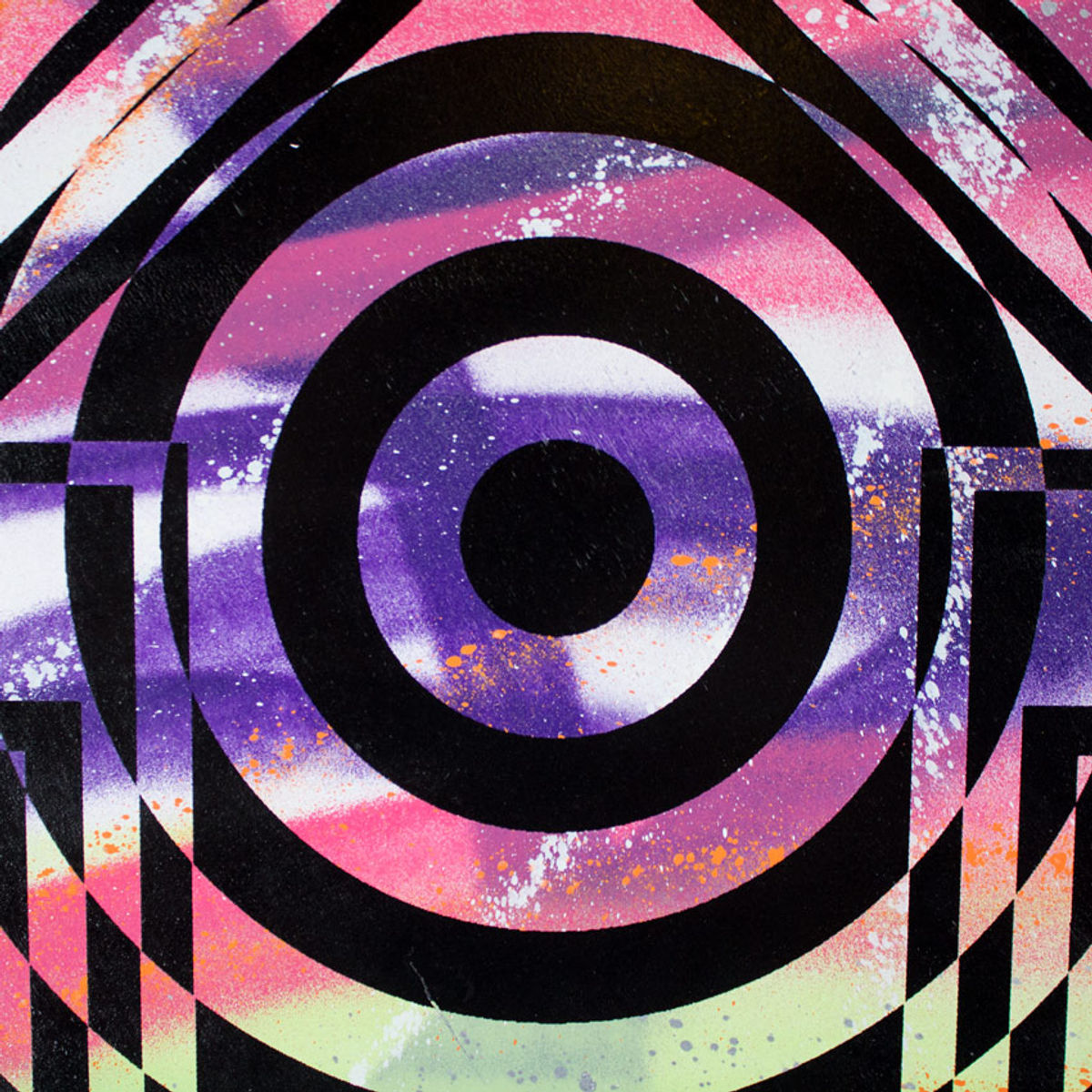 Psychedelic Bullseye 04