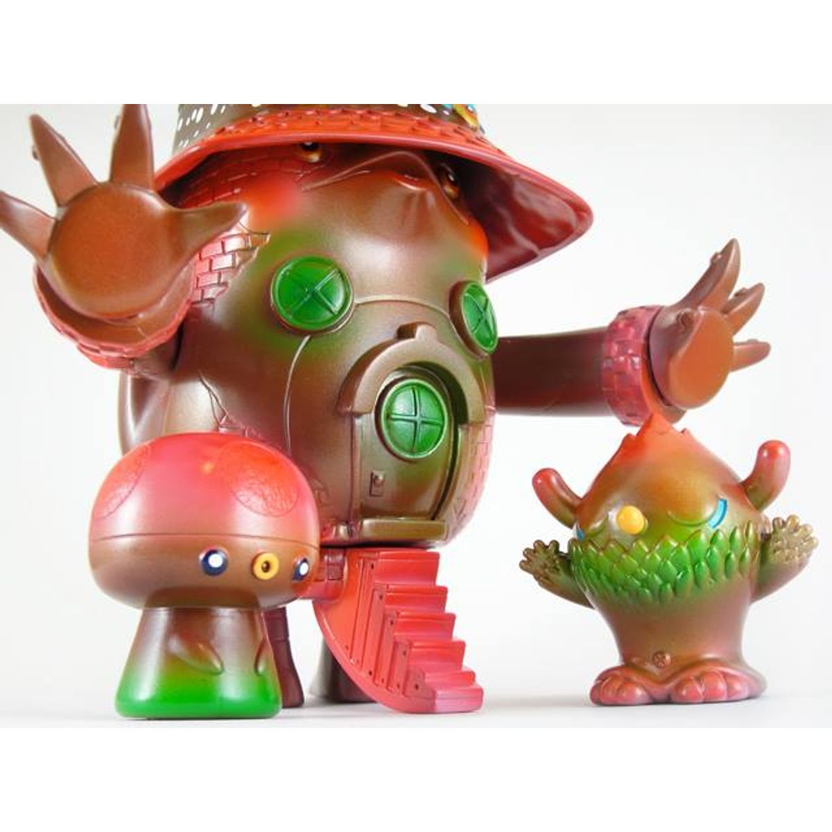 Dream House Monster - Strawberry Day