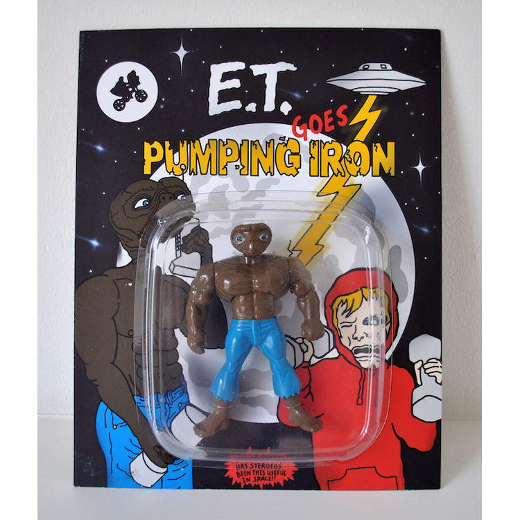 E.T. Goes Pumping Iron by FELIX ALTREUS