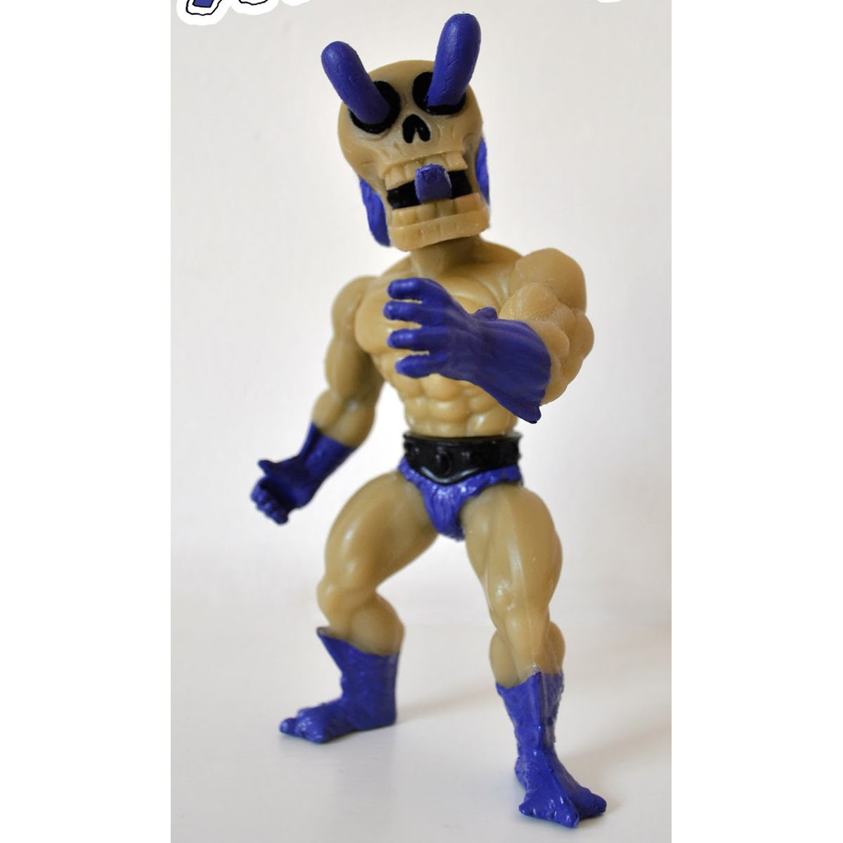 SKULL HERO BOOTLEG ACTION FIGURE