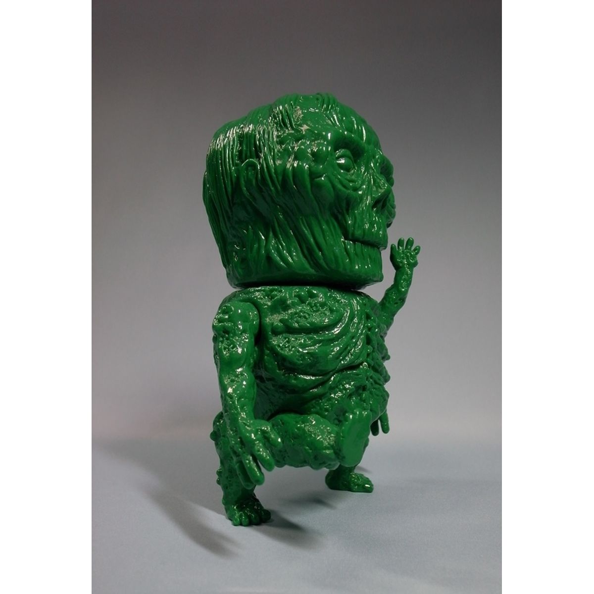 Walking Cadaver Pantone 7733