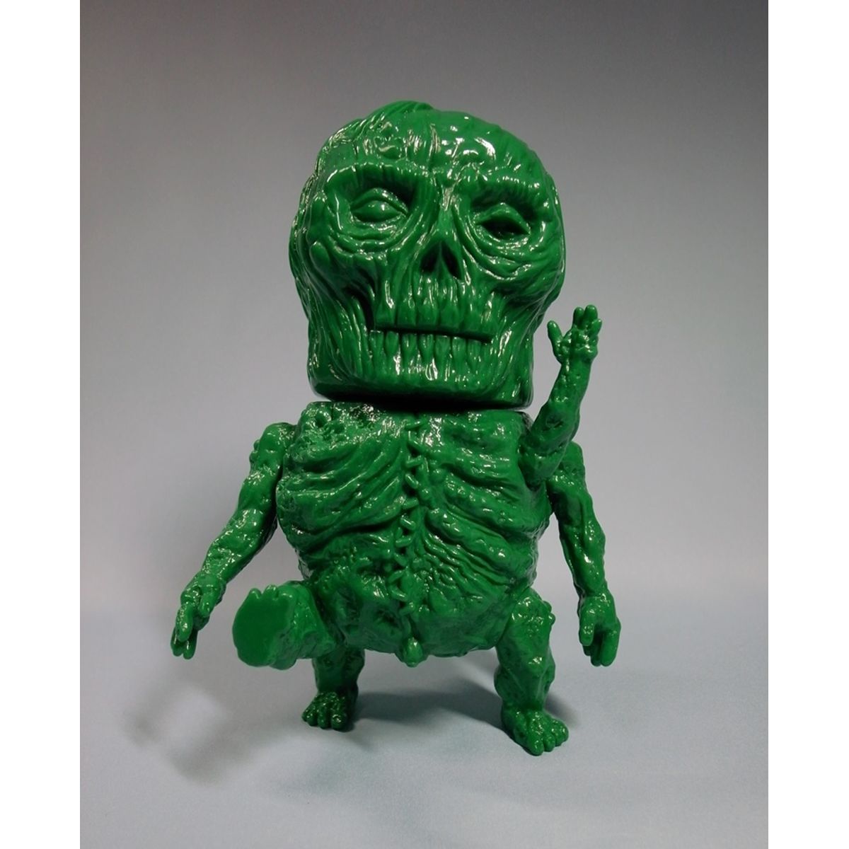 Walking Cadaver Pantone 7733