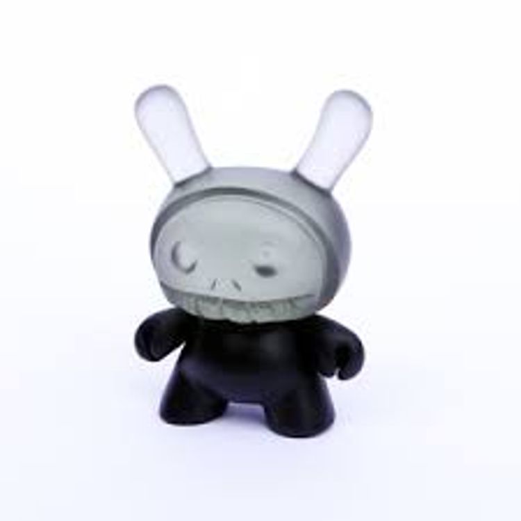 Custom Skull Dunny 7 by Flawtoys (Sander Dinkgreve)