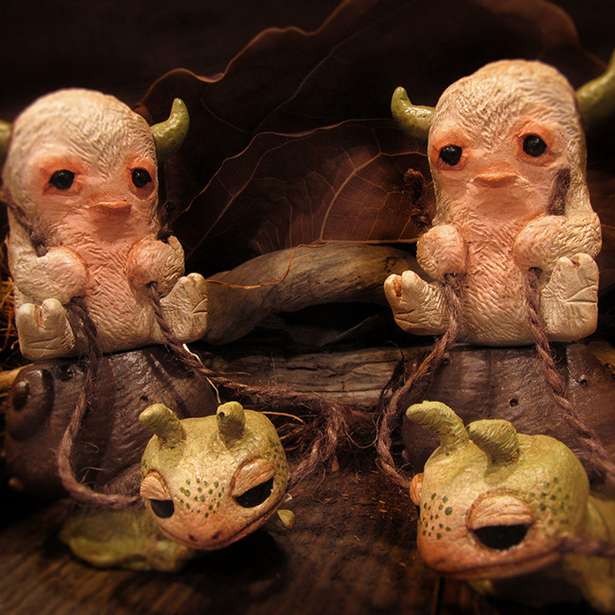 SNAIL RIDERS (BELLY PINK)