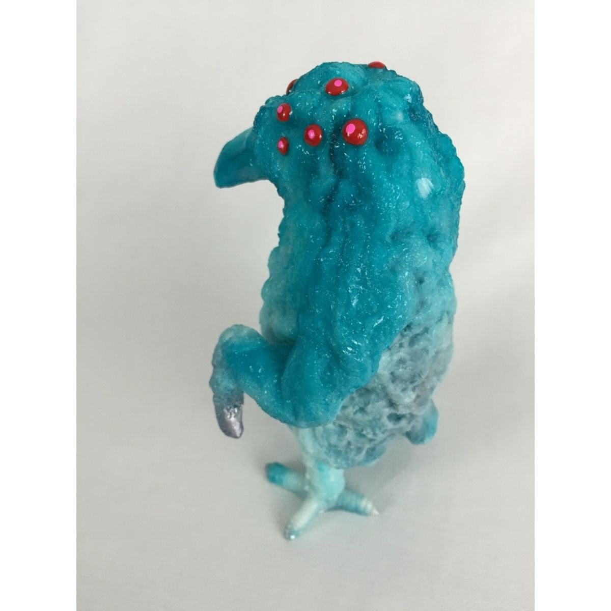 Kaiju Avilar (Marble White/Seashore)