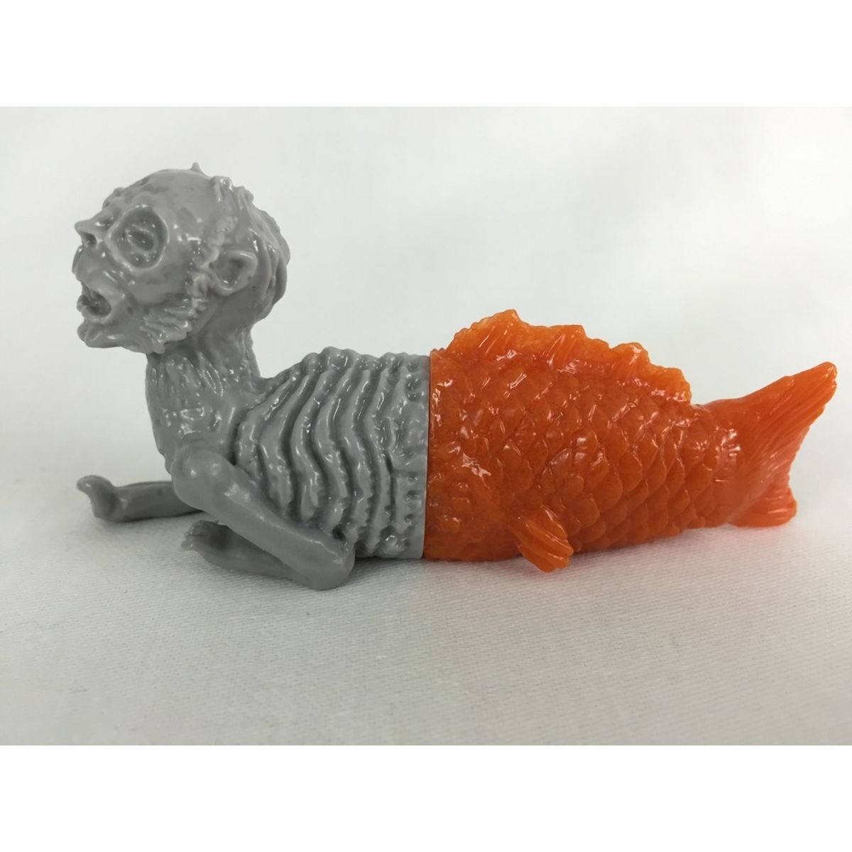 Fiji Mermaid (Grey/Orange)
