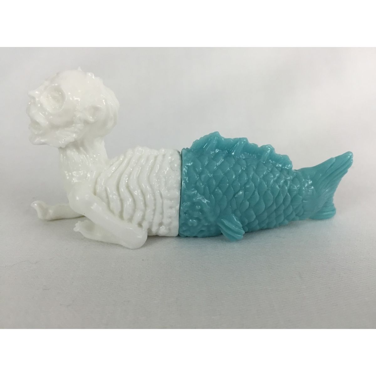 Fiji Mermaid (White/Teal)