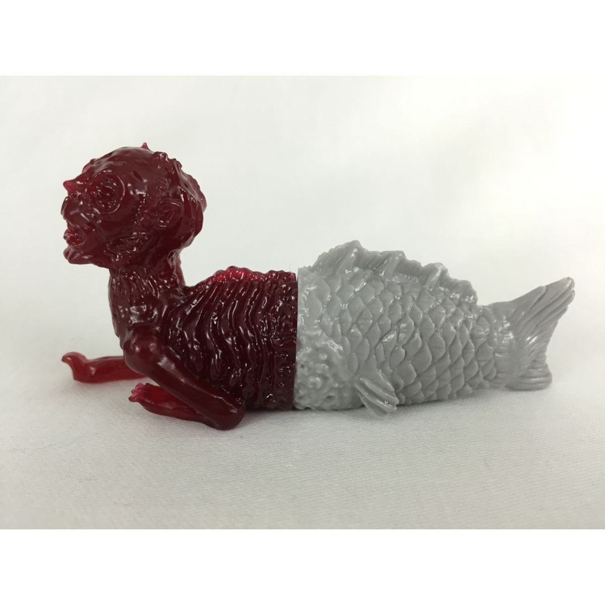 Fiji Mermaid (Blood Red/Grey)