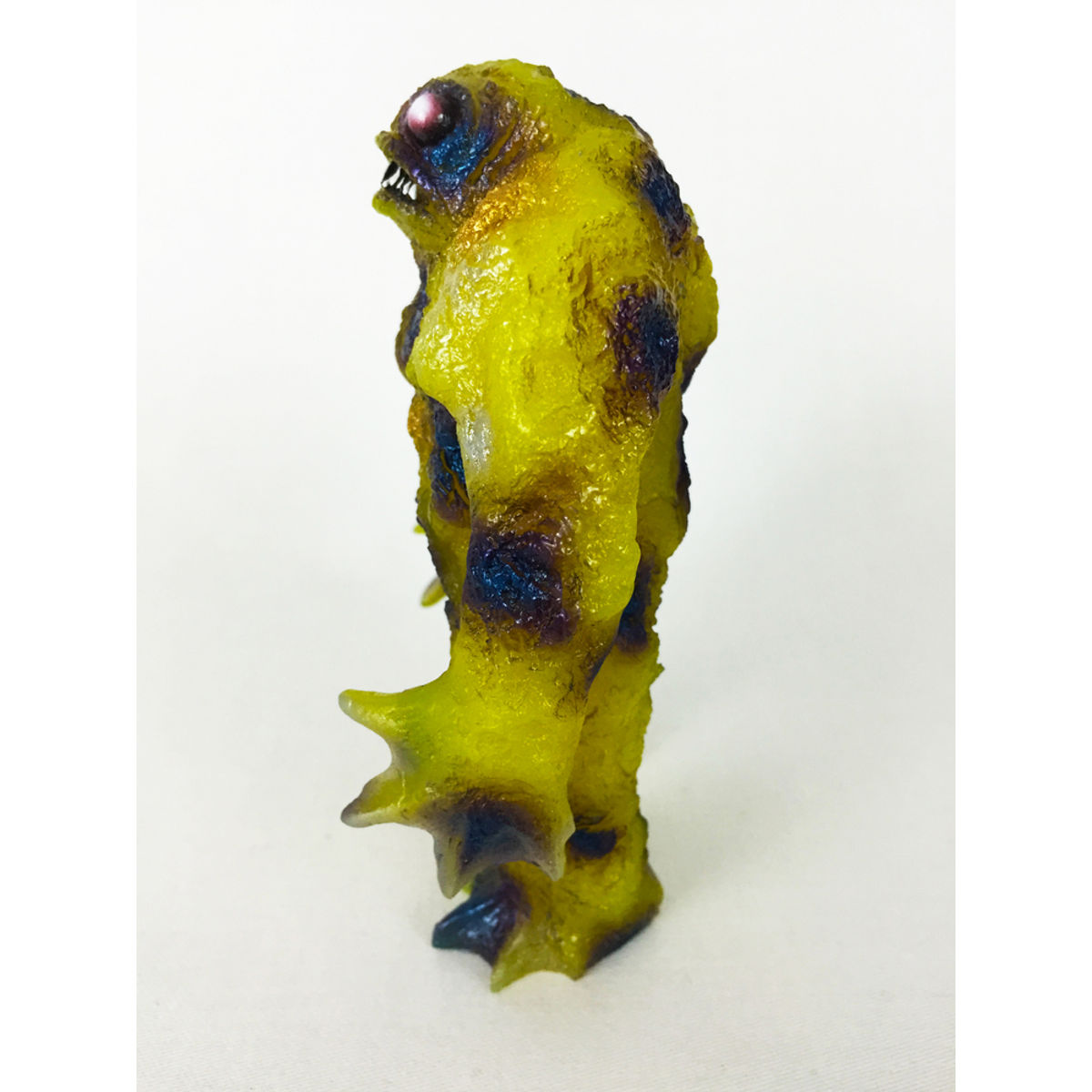 Kaiju Rhaal (Yellow Bruise)