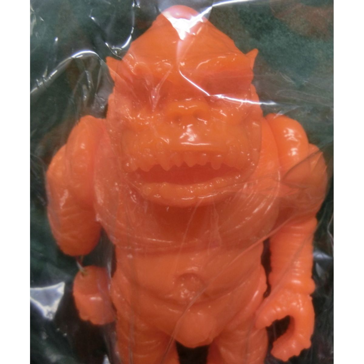 Itamu - orange unpainted
