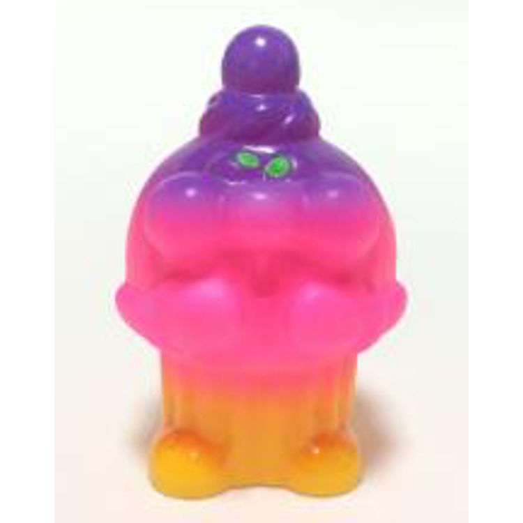 Cuppy gradation paint: Purple x Pink x Yellow by Aya Takeuchi