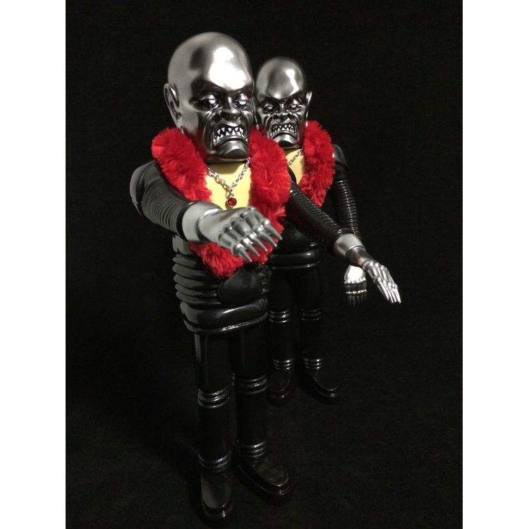 THE IRON MONSTER "DESTROBO EDITION" SDCC 2015 by Miscreation Toys (Jeremi Rimel)