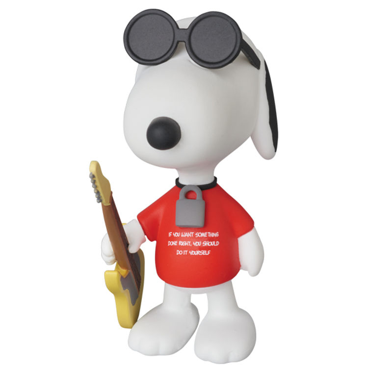 UDF Punk Snoopy : Peanuts by Charles M. Schulz