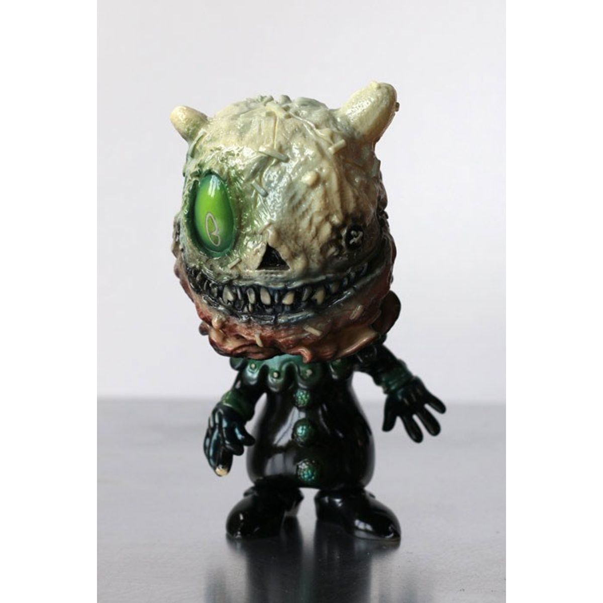 Hideous Stingy Clyde