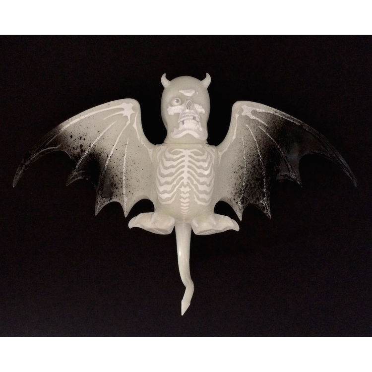 NUCLEAR ERA ROH VAMPIRE BATS Live VER. (WHITE GID) by Balzac