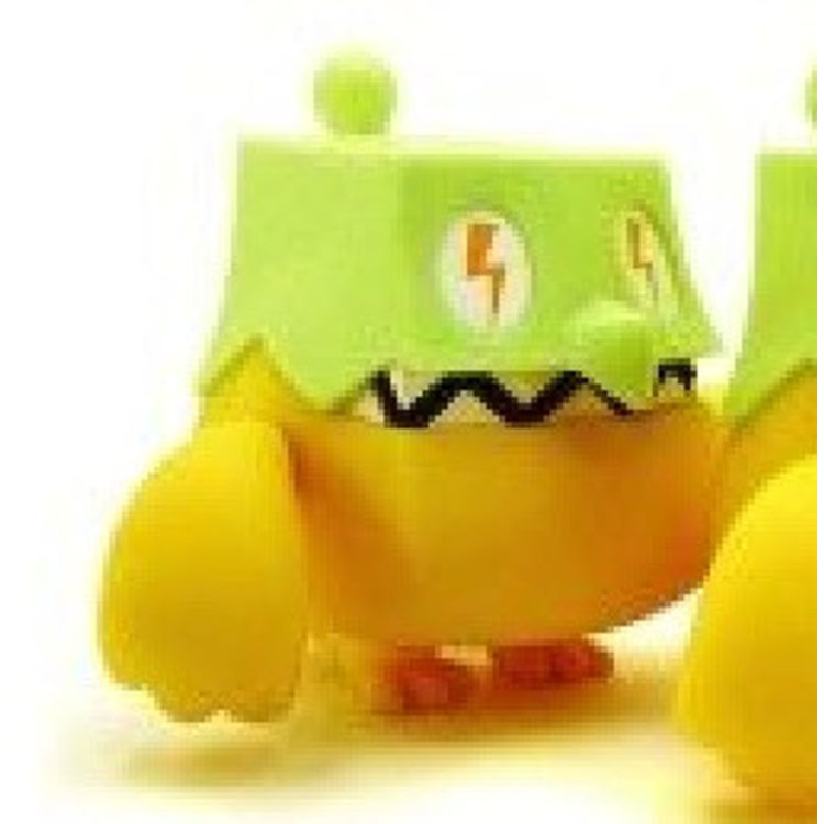 Too-lie Green and Beige (Lightning Eyes) by Touma