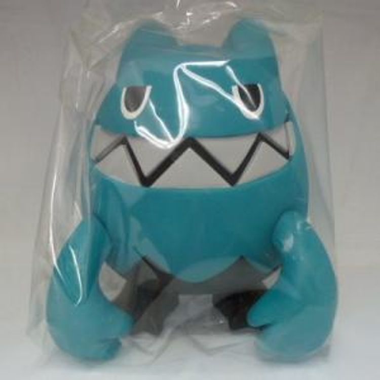 Boobie Blue Sleepy Eyes by Touma