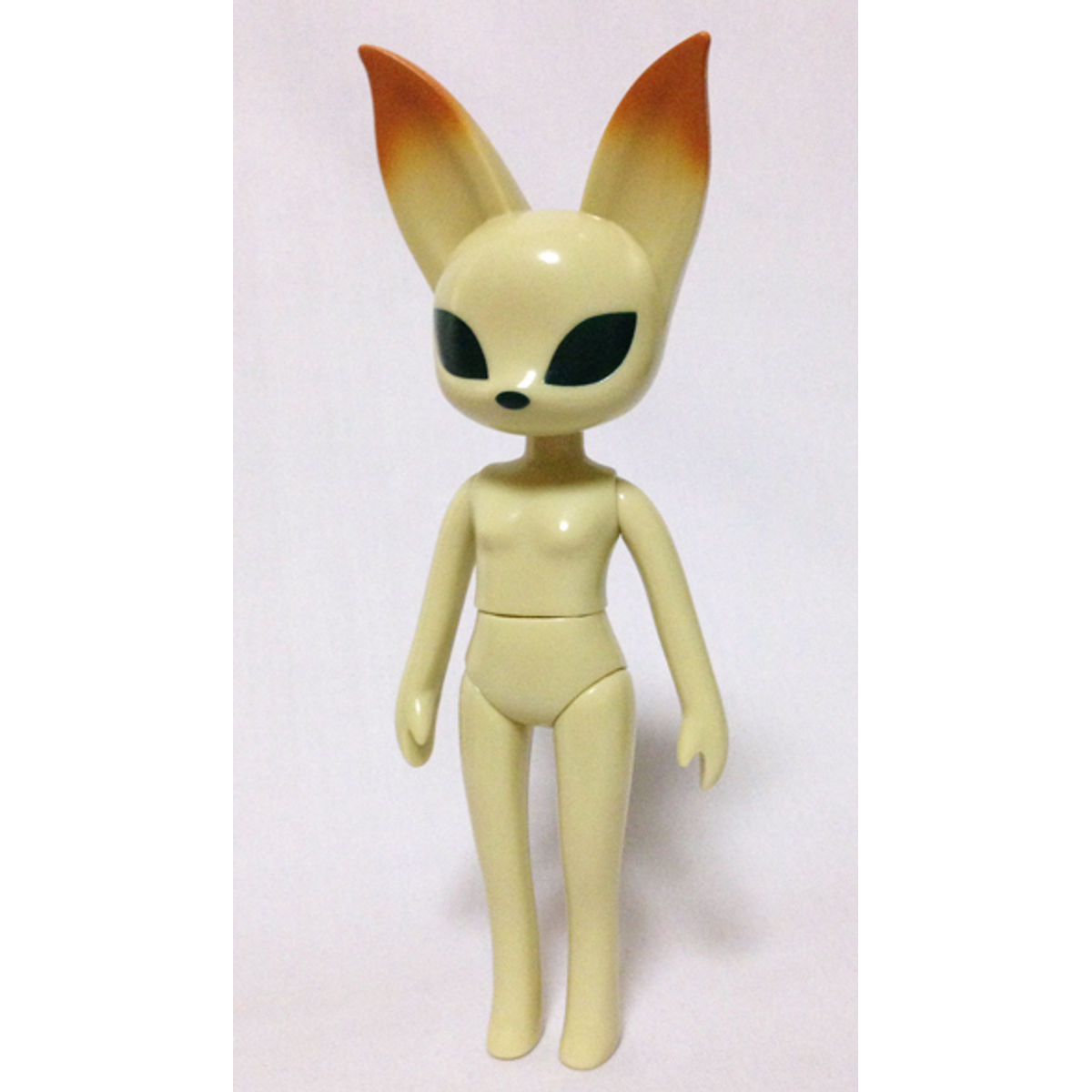 Yvette / Ikoriera