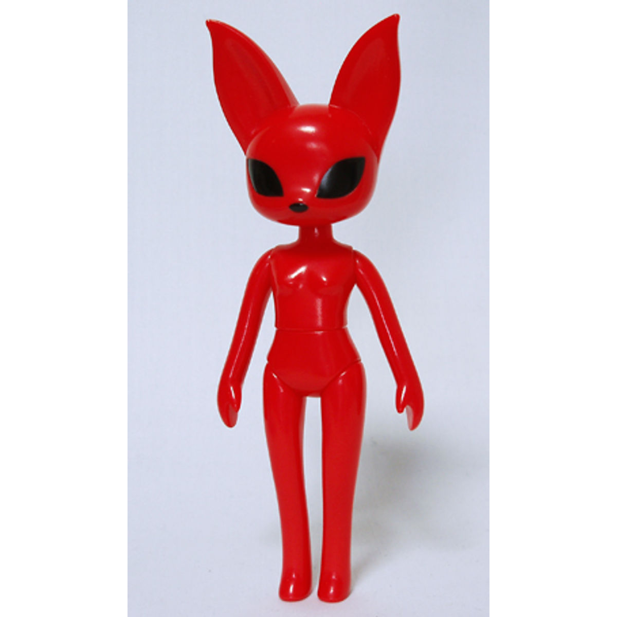 Yvette / red