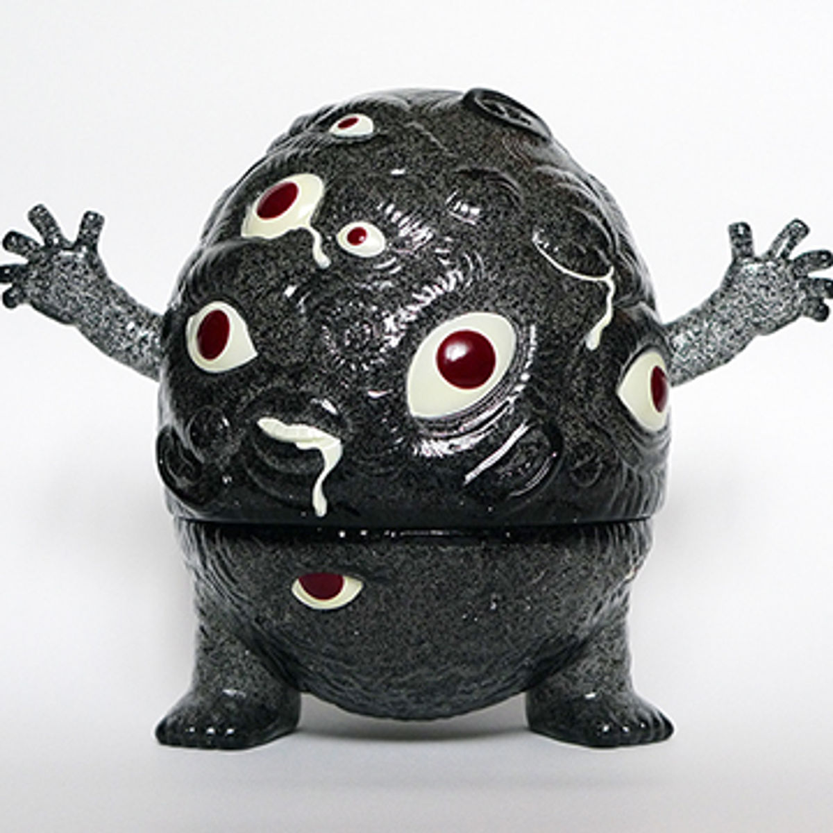 Creator - black lame clear black molding