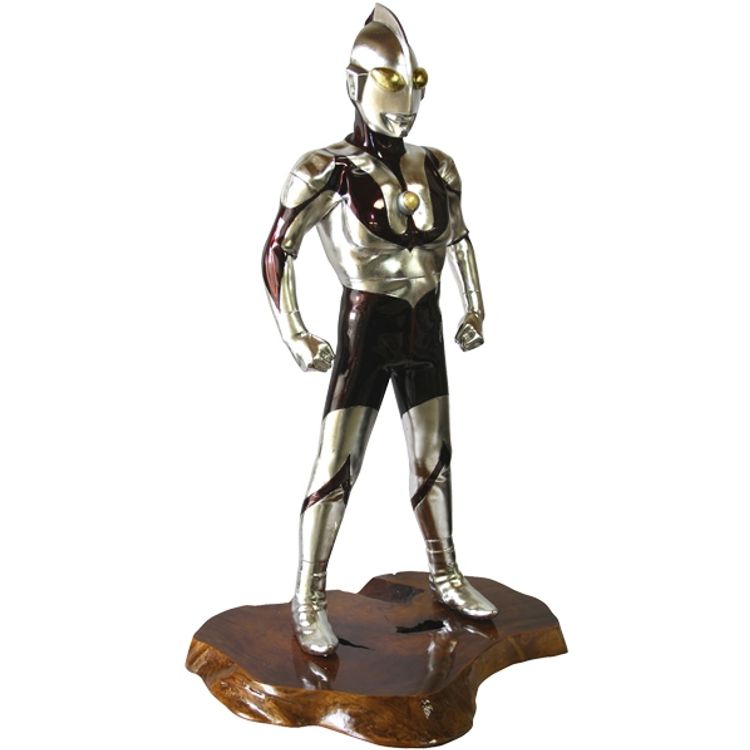 lacquer hyper Soft Vinyl Ultraman by Ken Elephant