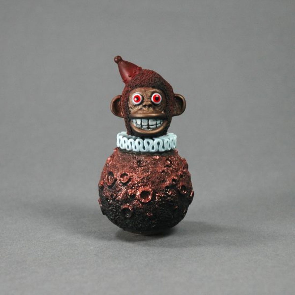 PLANET MONEKY TUMBLE DOLL