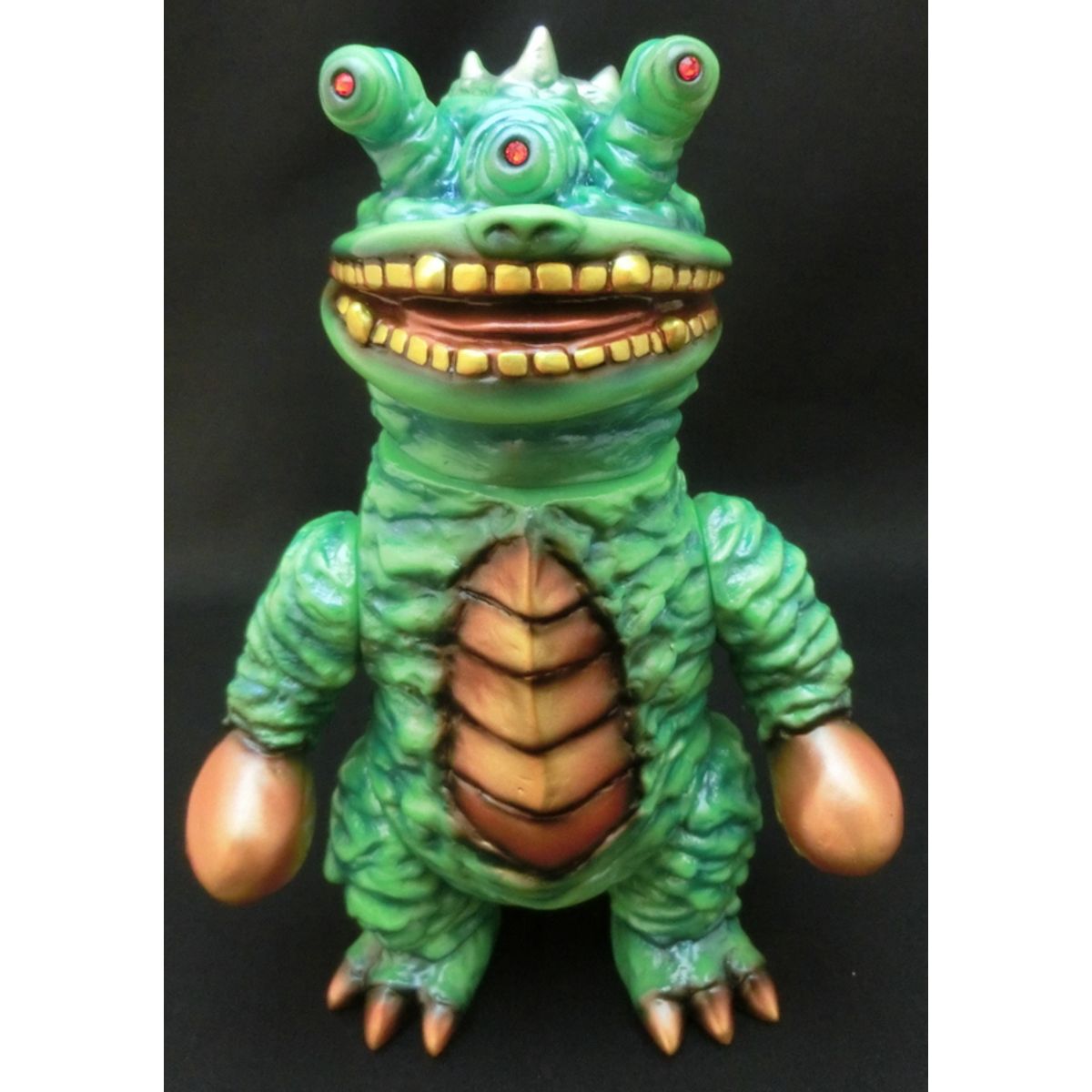 Eregabu Hedogon (RAMPAGE TOYS CUSTOM / yellow-green molding)