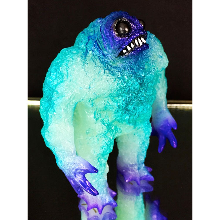 Glow in the dark Kaiju Rhaal (PurpleFace) by Gorgoloid (Barry Allen)