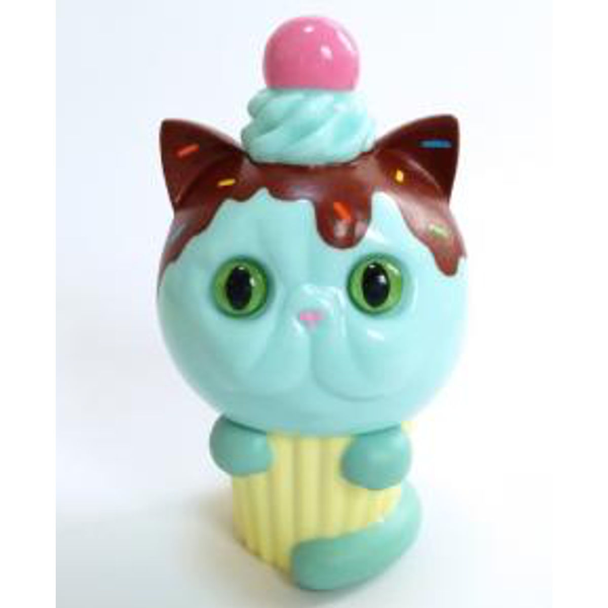 Exotic short hair cupcake: hand-painted chocolate spray / Brown