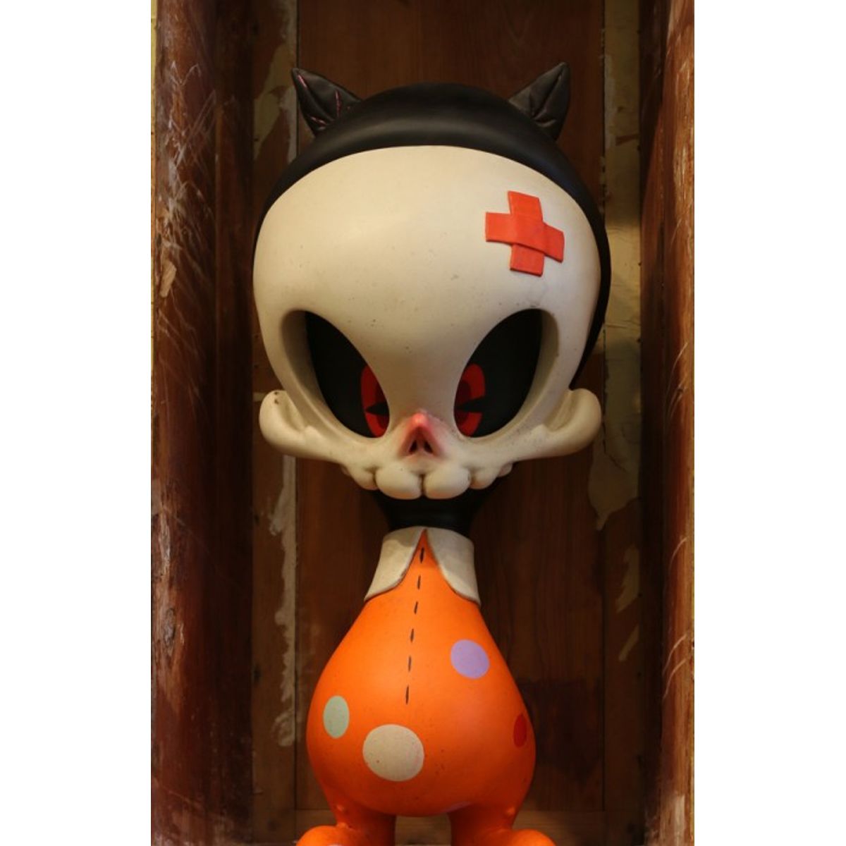 Lucky Cat Mega Skelve