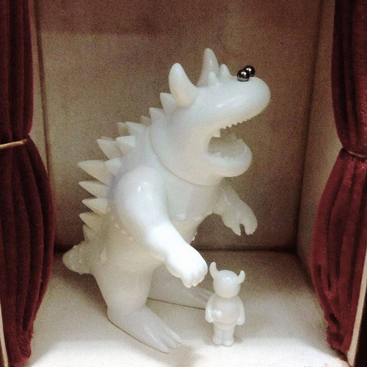 White Innocent & Cor (TTF '15)