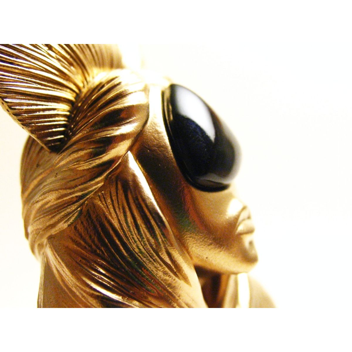 THE NEW MUSES -THE GOLDEN