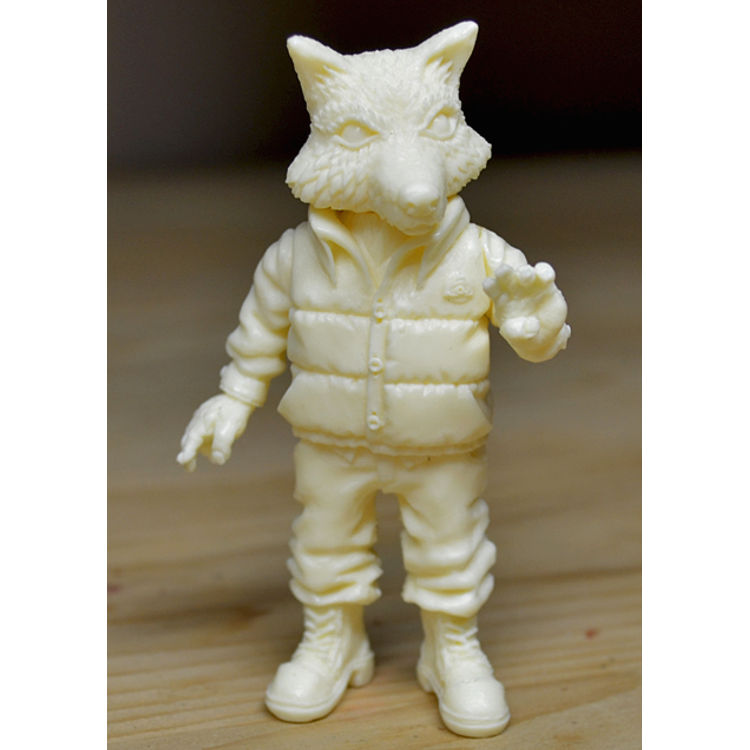 Darwin (white) by Dory (Daniel Yu)
