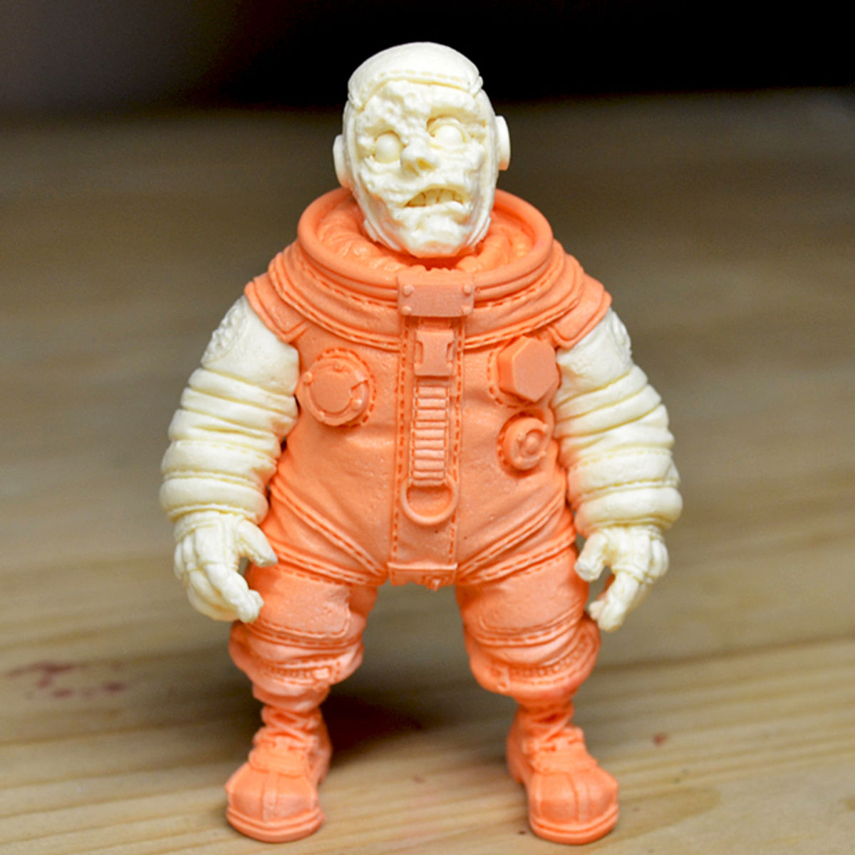 Lunar Creep (orange/cream) ( STGCC : 2015 Exclusive )