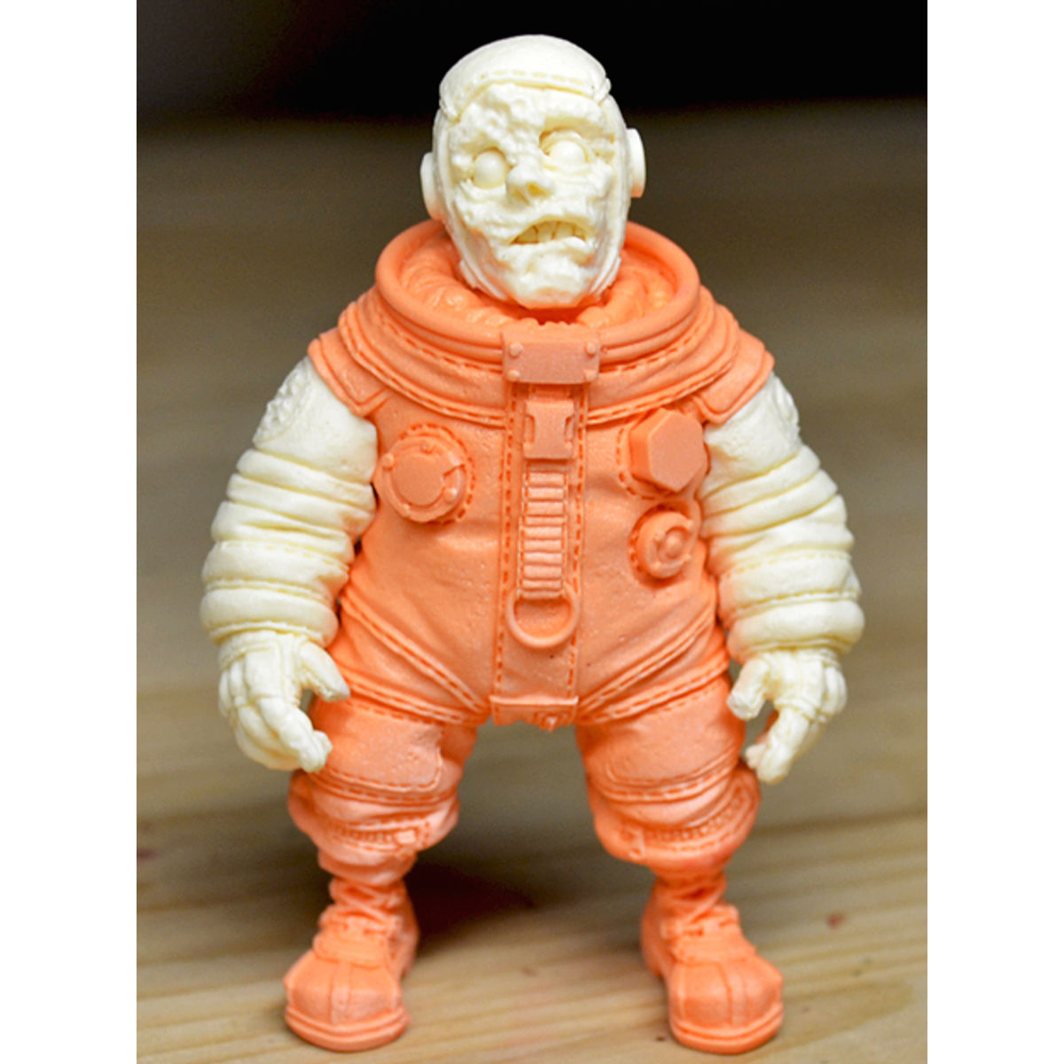 Lunar Creep (orange/cream) ( STGCC : 2015 Exclusive )