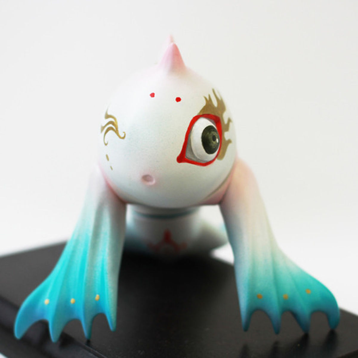 one eye of fish / mono eye fish 01